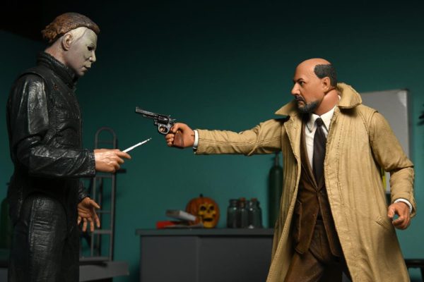 NECA Figures: Halloween 2 Ultimate Michael Myers & Dr. Loomis Two-Pack For Cheap - Image 4